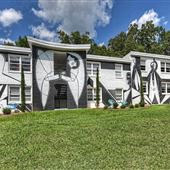 510 Queens Vacation Apartment - Unit 103