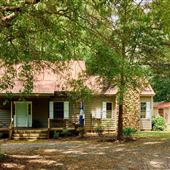 Adkins Nature Retreat - Dickie's Cabin